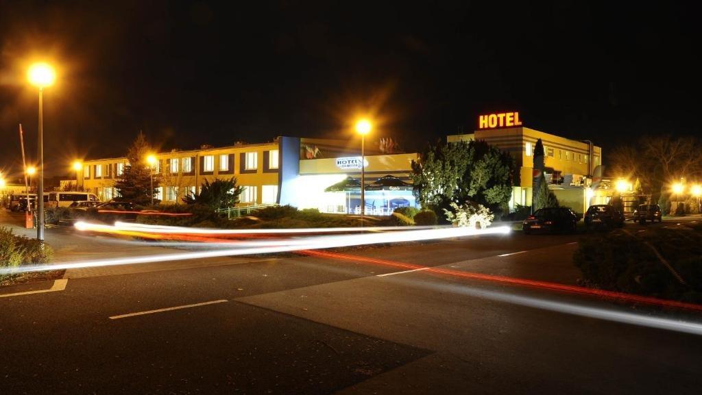 Hotel Zawisza Bydgoszcz Exterior photo